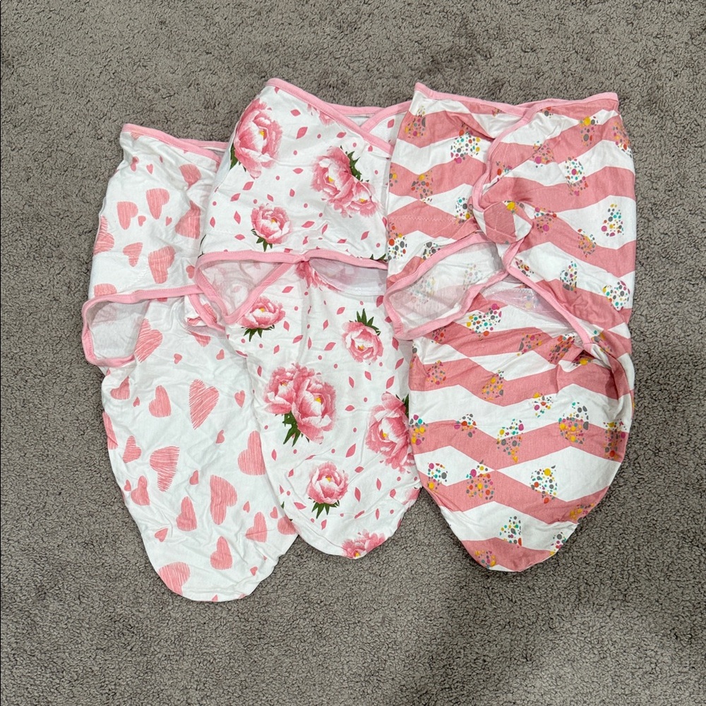 Pink and White Baby Swaddle Set